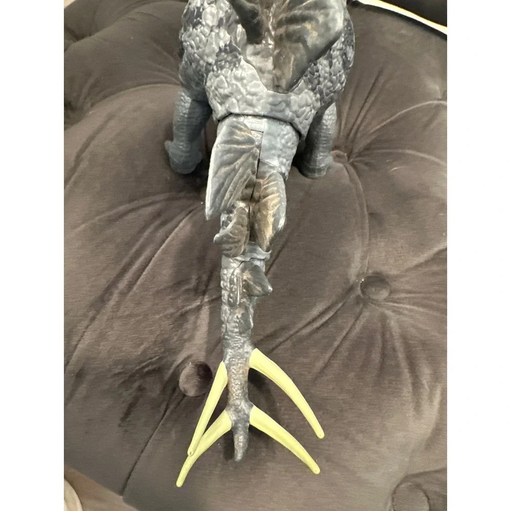 Jurassic World 2017 Stegosaurus Dinosaur Action attack Figure Toy movable joints - Picture 4 of 6
